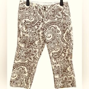 GAP brown/cream paisley print Stretch capri pants, size 10.